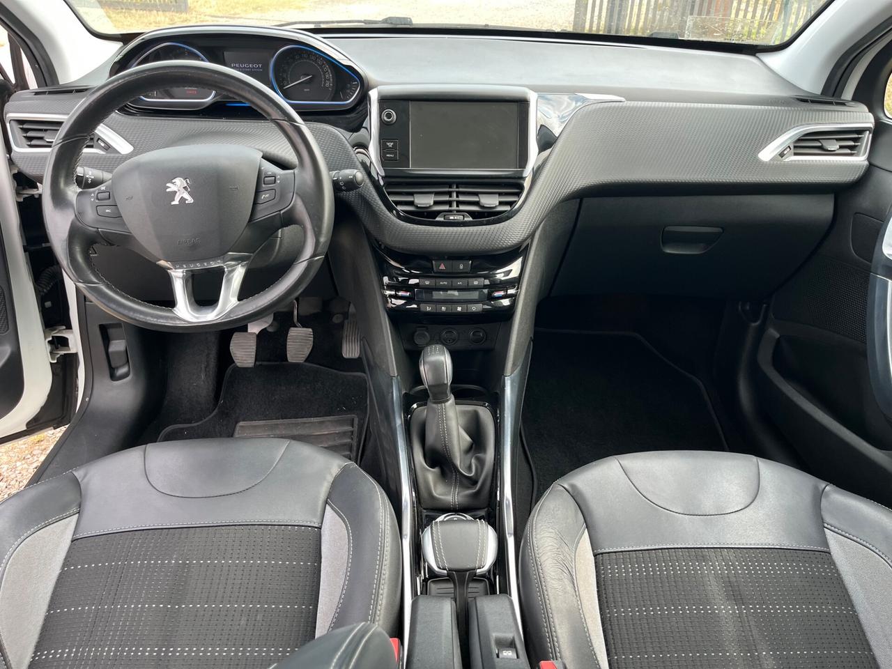 Peugeot 2008 1.6 e-HDi 92 CV Stop&Start Urban Cross