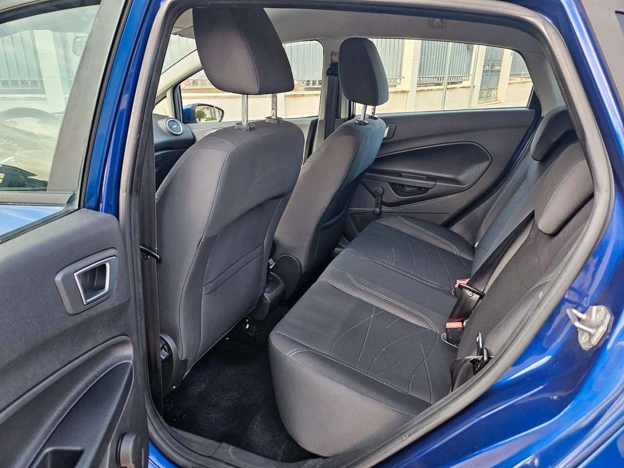 Ford Fiesta 1.5 TDCi 75CV 5 porte Business