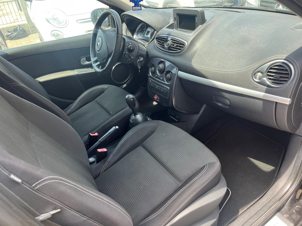 Renault Clio 1.2 -5 porte-Cambio Automatiko-
