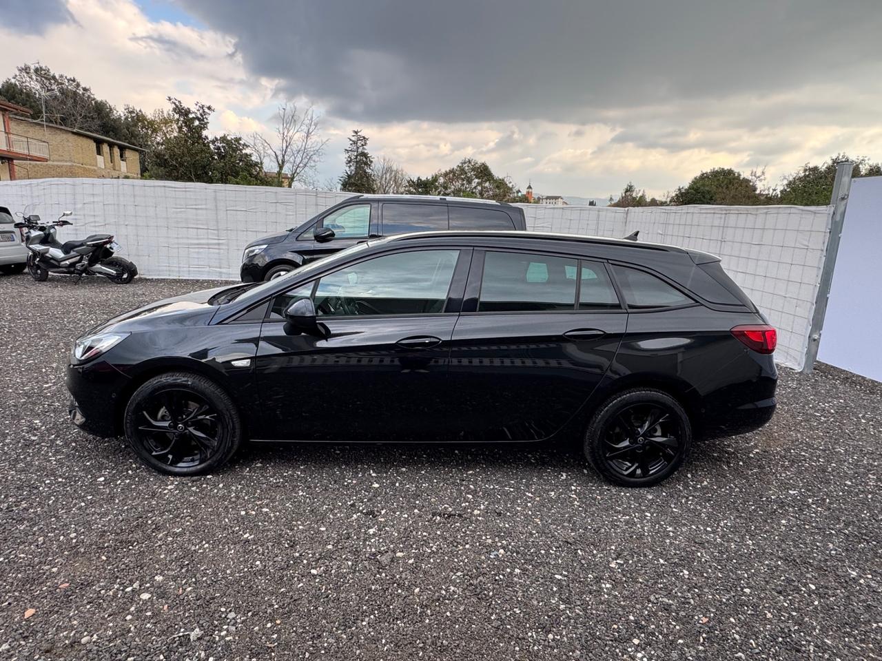 Opel Astra SPORTS TOURER