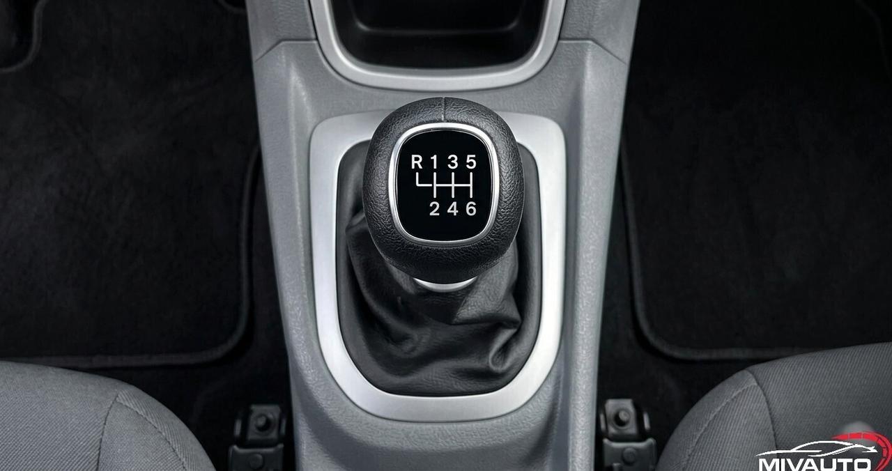 Kia Rio 1.4 CRDi 5p. Cool