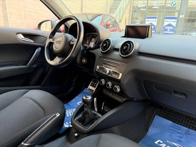 AUDI A1 1.4 TDI Admired S-LINE ESTERNO