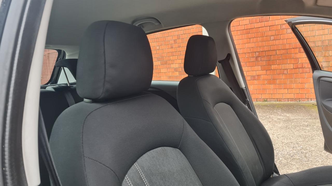 AUTO IN ARRIVO GRANDE PUNTO IDEALE X NEOPATENTATI