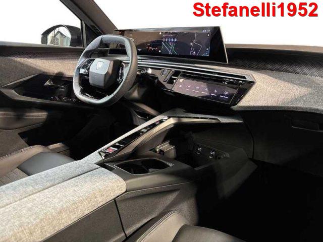 PEUGEOT 5008 1.2 hybrid GT 136cv e-dcs6