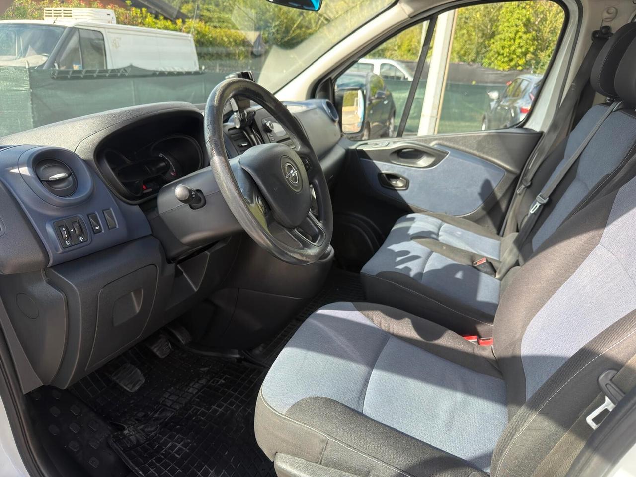Opel Vivaro 27 1.6 BiTurbo S&S EcoFLEX PC-TN Combi