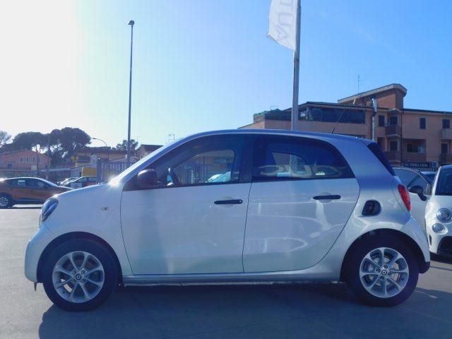 SMART ForFour EQ Youngster