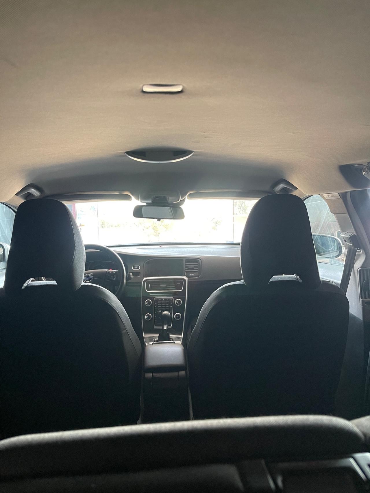 Volvo V60 D2 1.6 Kinetic