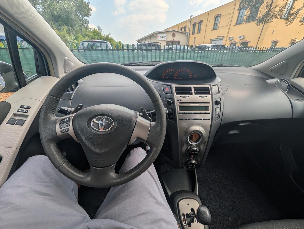Toyota Yaris 1.3 5 porte M-MT Sol