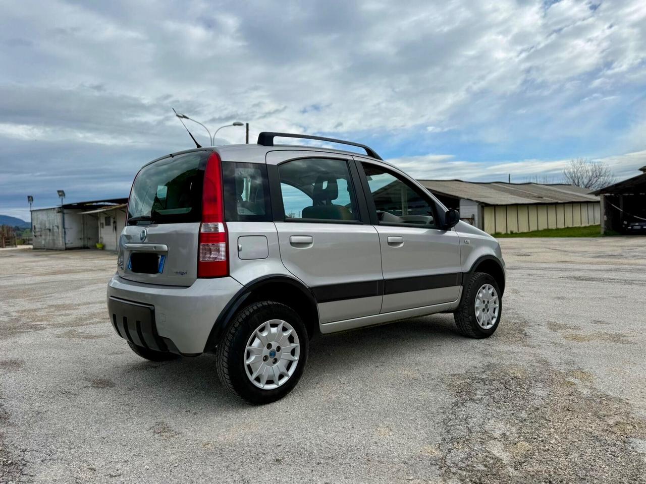 Fiat Panda 4x4 Diesel 1.3 MJT Uniproprietà NEOPATENTATI