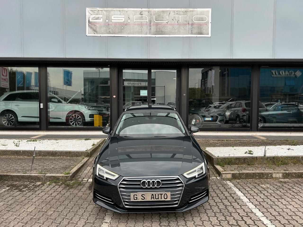 Audi A4 Avant 40 2.0 tdi 190cv s-tronic