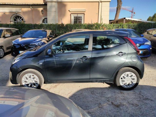 TOYOTA Aygo Connect 1.0 VVT-i CARPLAY,TELECAMERA,CLIMA ..