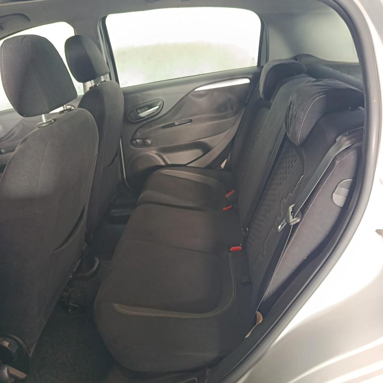 Fiat Punto 0.9 BENZINA LOUNGE