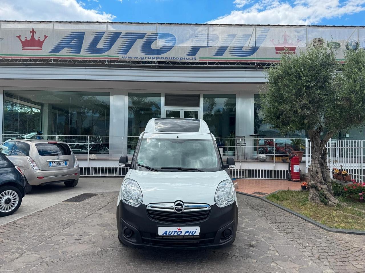 Opel Combo 1.6 CDTI 120CV PEDANA DISABILI