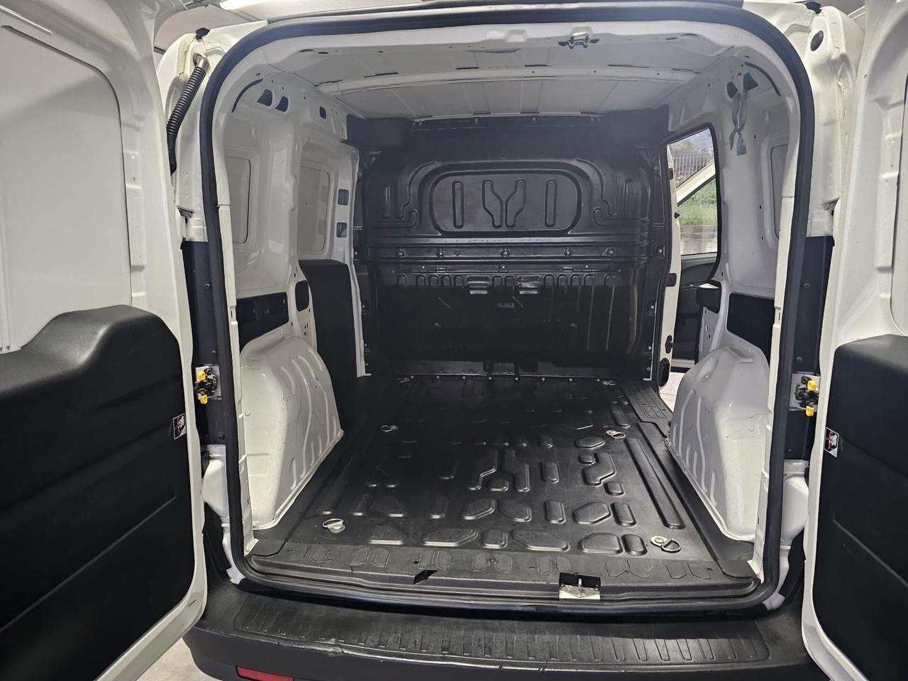 FIAT DOBLO' 1.6 MJT 105CV 3 POSTI 08/2020