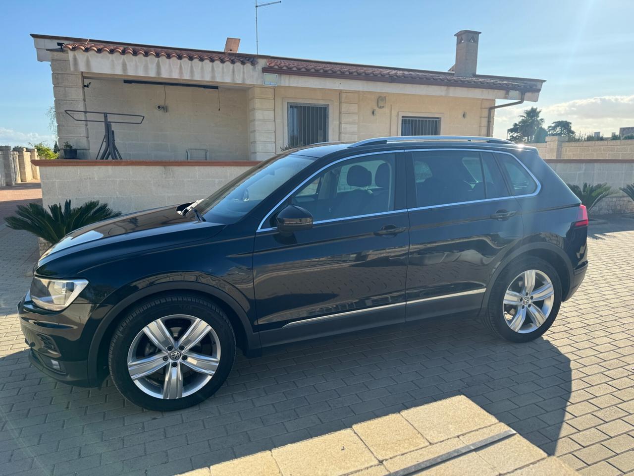 Volkswagen Tiguan 2.0 TDI 150 CV ADVANCED GANCIO TRAINO