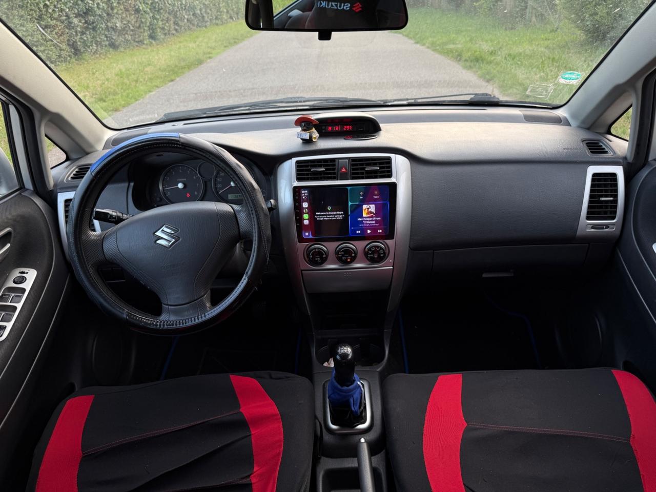 Suzuki Liana 1.6i 4x4 Benzina