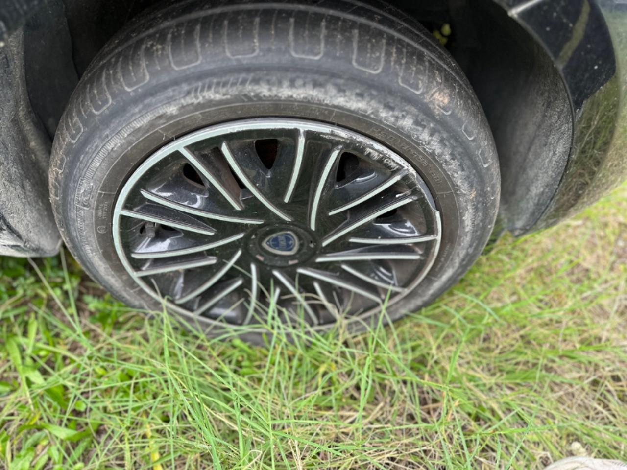 LANCIA Ypsilon III 2021 - Ypsilon 1.0 firefly hybrid Gold s&s 70cv