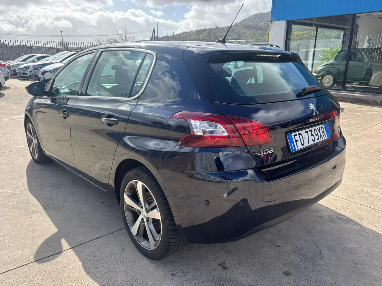 Peugeot 308 BlueHDi 120 S&S EAT6 Allure