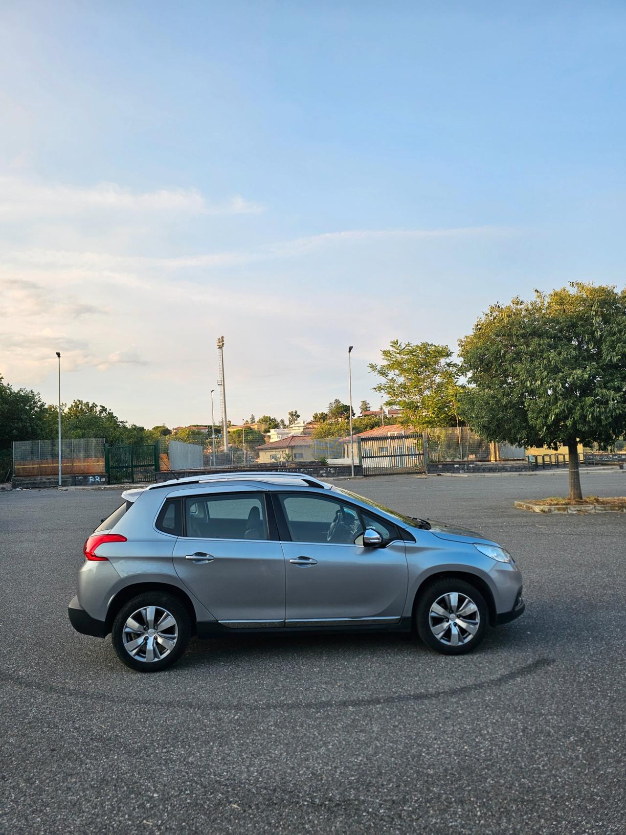 Peugeot 2008 Allure 1.6 diesel