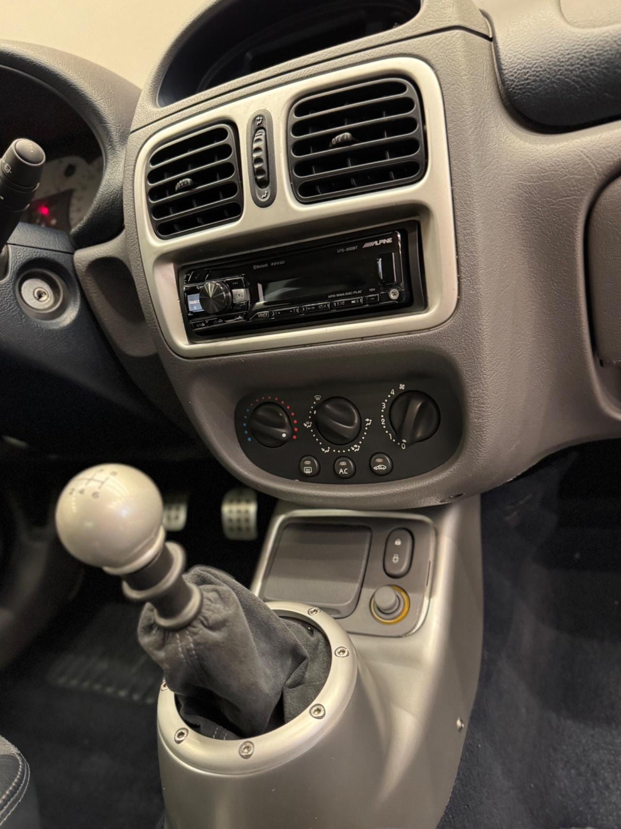 RENAULT CLIO V6 3.0 230CV **RARISSIMA ** ESEMPLARE NR 565