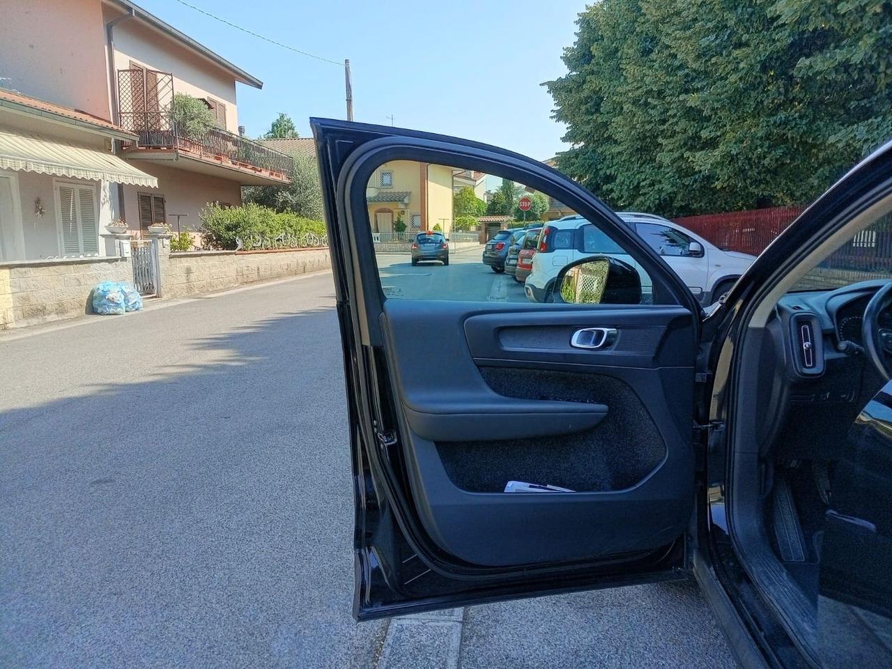 Volvo XC40 Business D3  #6218