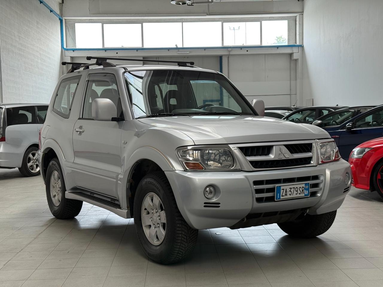 Mitsubishi Pajero 3.2 16V DI-D 3p. GLX