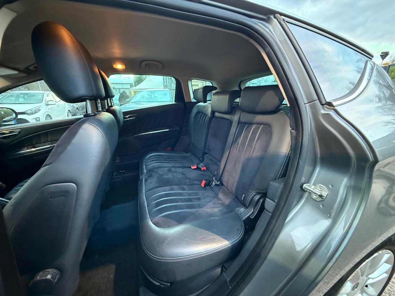 Lancia Delta 1.6 MJT 120 CV Gold