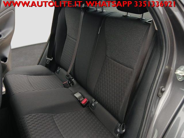 TOYOTA Yaris 1.5 Hybrid 5 porte Business