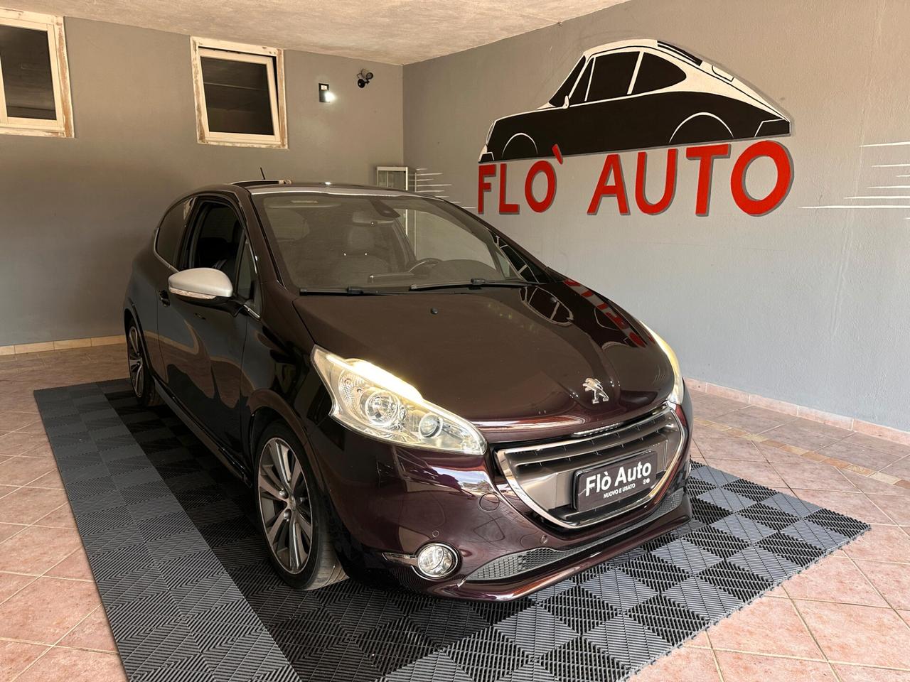 Peugeot 208 1.6 e-HDi 115 CV Stop&Start 3 porte XY