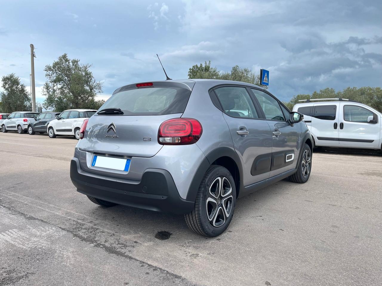 C3 Citroen C3 PureTech 83 S&S Plus Km0