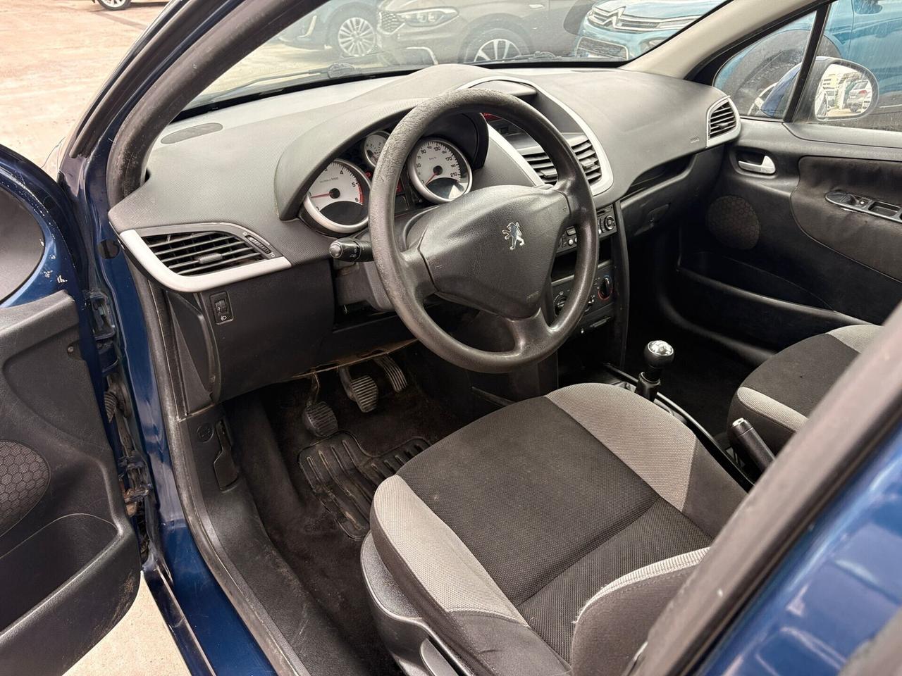 Peugeot 207 1.4 HDi 70CV 5p. XT