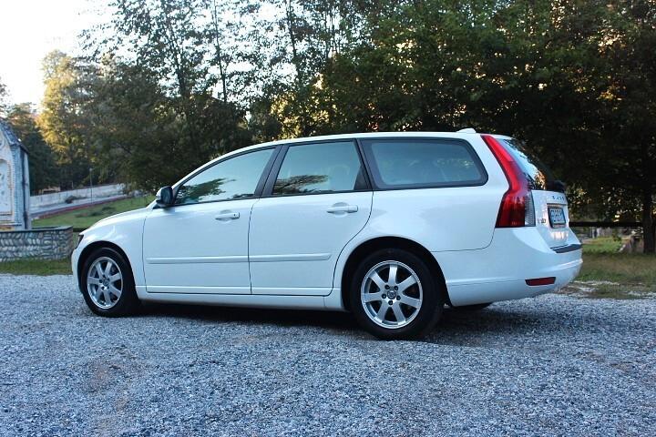 Volvo V50 1.6 d2 Polar 115cv CROSSOVER STUPENDO COME DA FOTO REALE UNICO UTILIZZATORE CLIMA AUT. CERCHI IN LEG