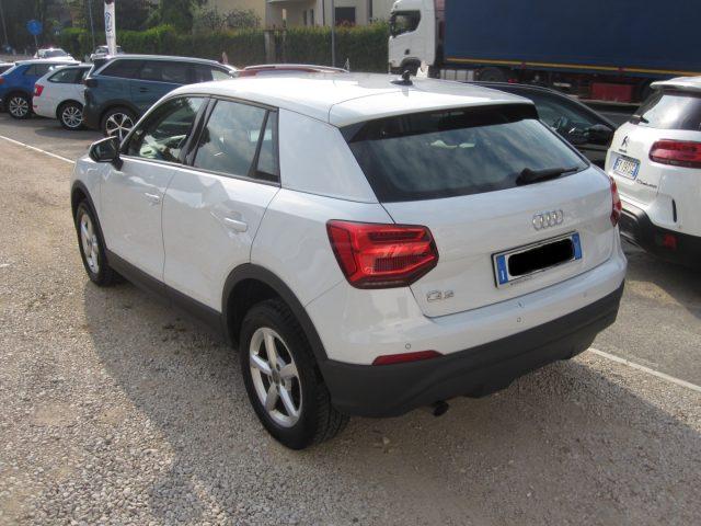 AUDI Q2 30 TDI Business