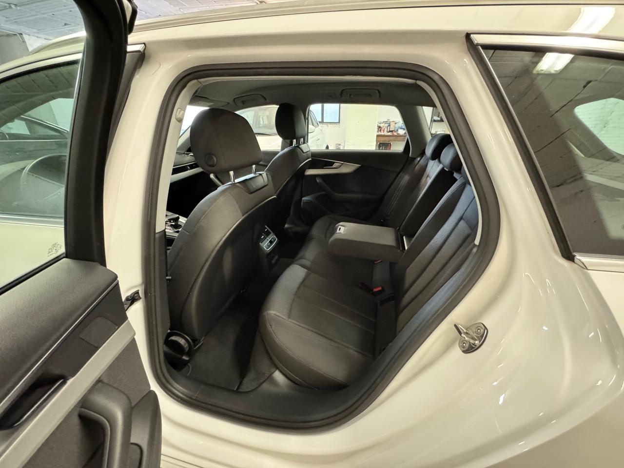 Audi A4 Avant 30 TDI/136 CV S tronic Business Advanced