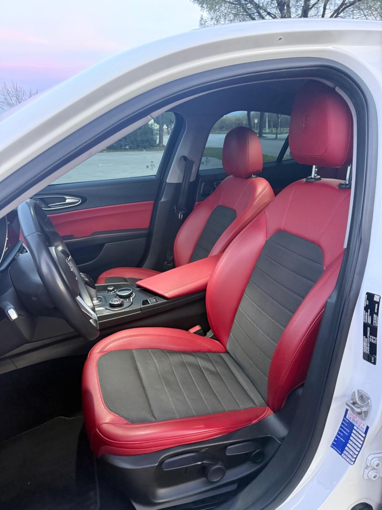 Alfa Romeo Giulia 2.2 Turbodiesel 150 CV Super