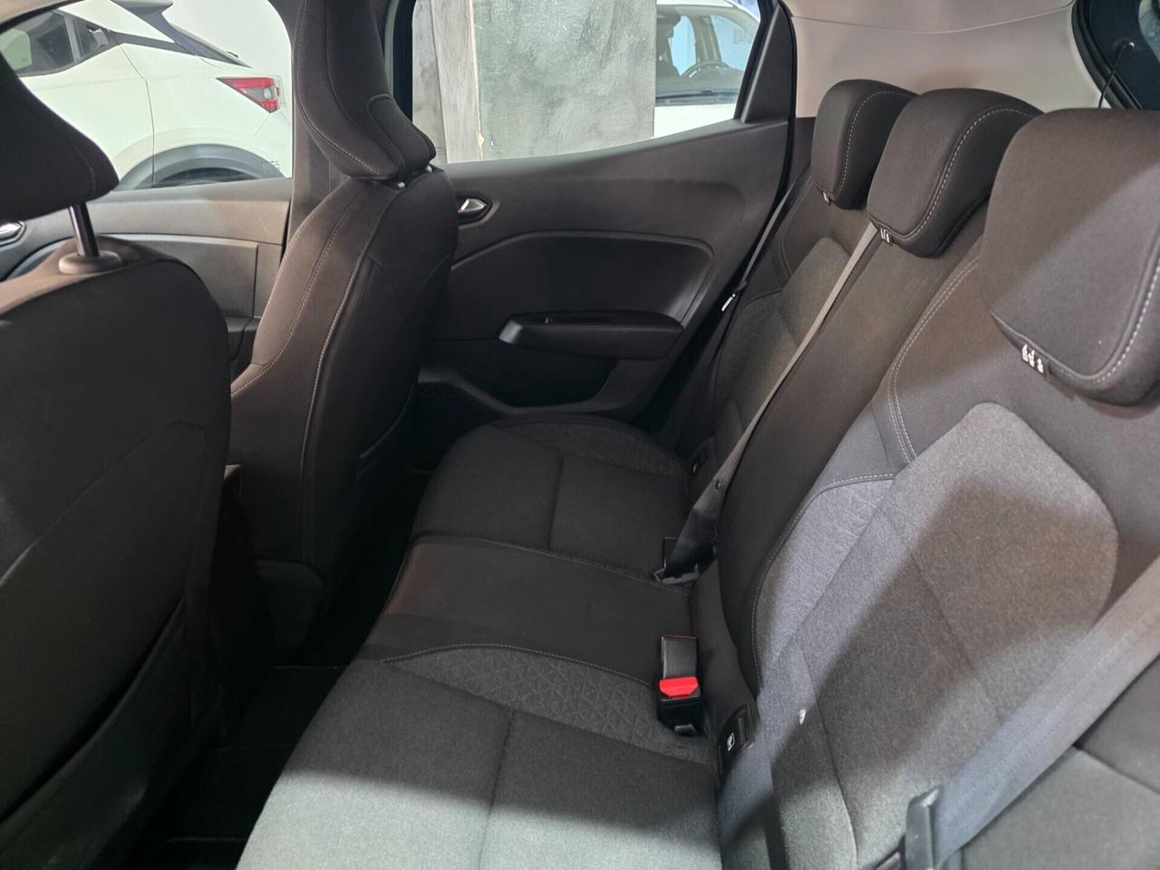 Renault Clio 1 0 GPL 100CV INTENS 1 PROPRIETARIO