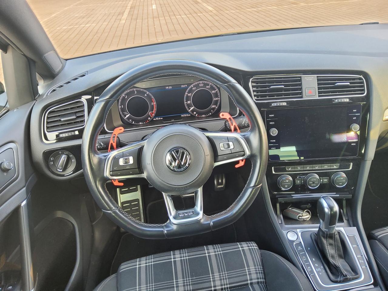 Volkswagen Golf GTD 2.0 TDI DSG 5p. BlueMotion Technology