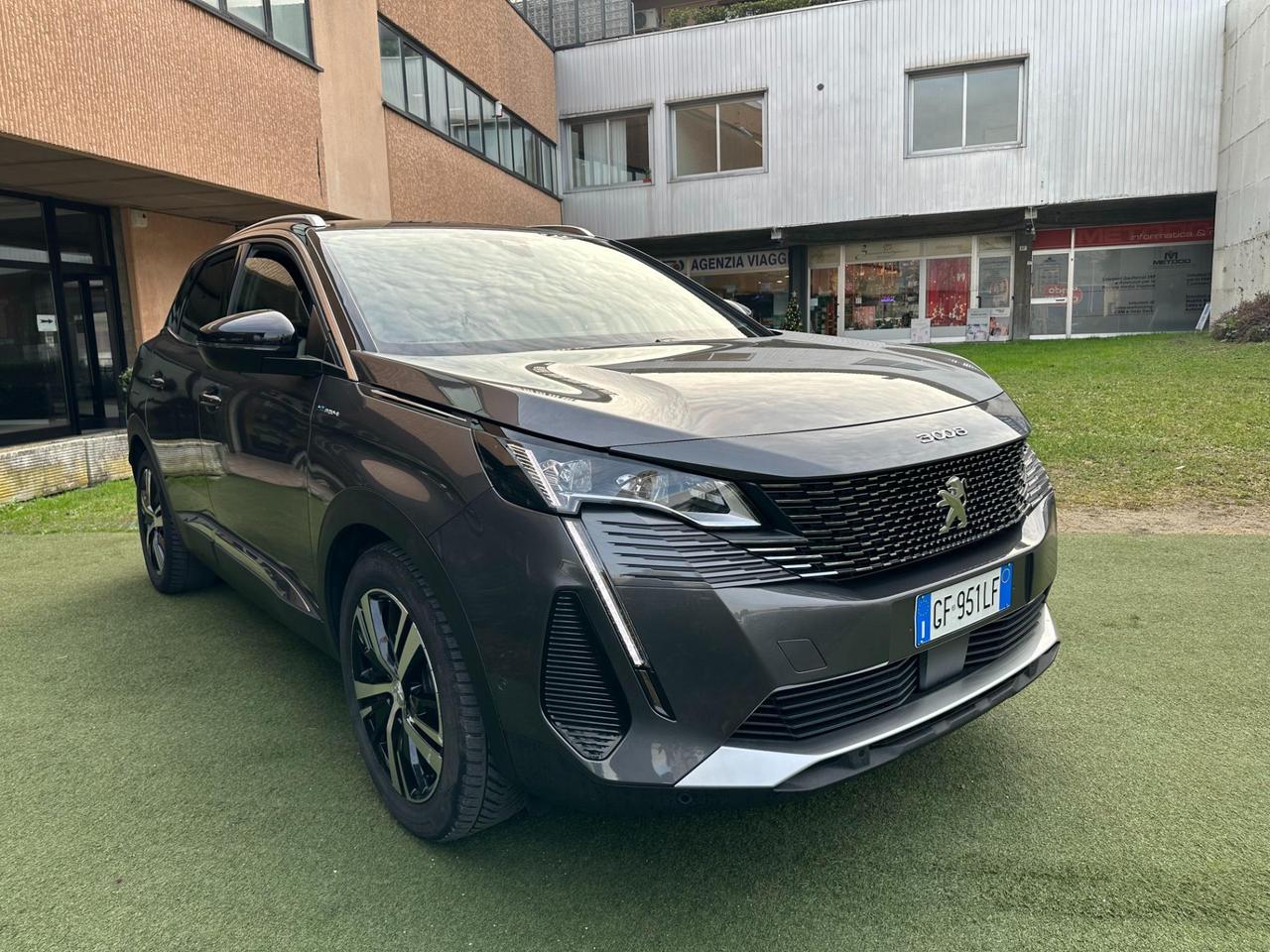 Peugeot 3008 3008 1.6 hybrid4 phev GT Pack 300cv e-eat8