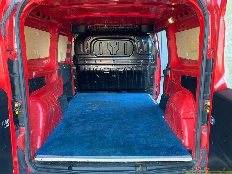 FIAT Doblò 1.4 T-Jet Natural Power PL-TN Cargo Maxi SX
