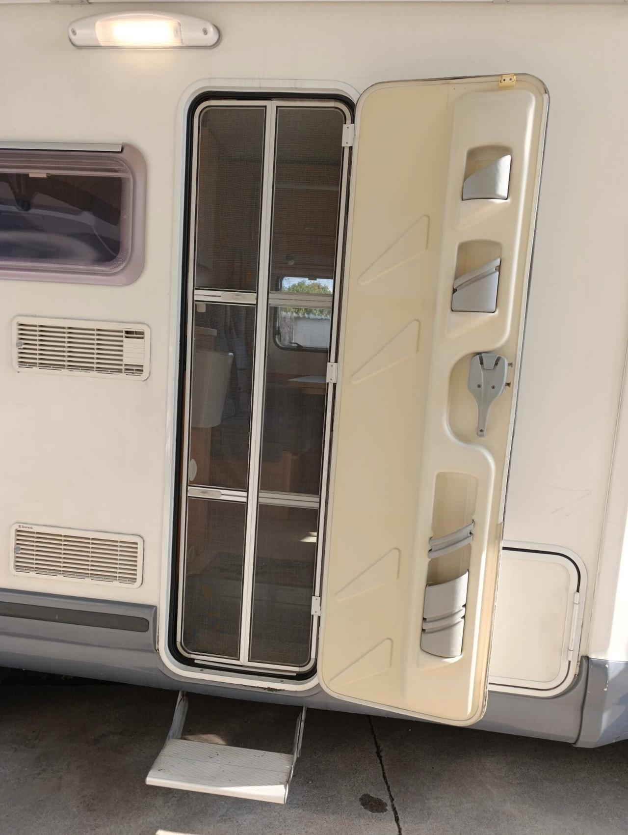 Ford TRANSIT CHALLENGER GENESIS 47