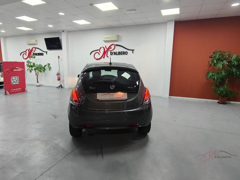 Lancia Ypsilon Ypsilon 1.0 FireFly 5 porte S&S Hybrid Ecochic Gold