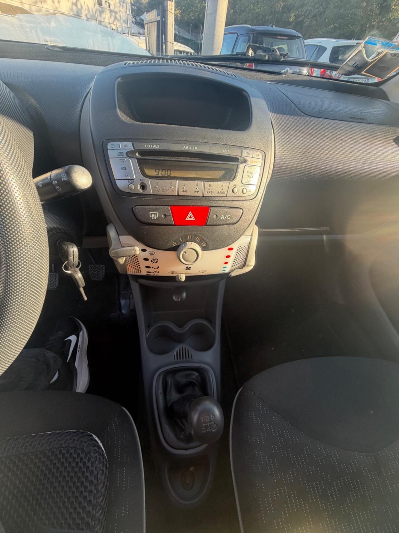 Peugeot 107 1.0 68CV 5p. Desir