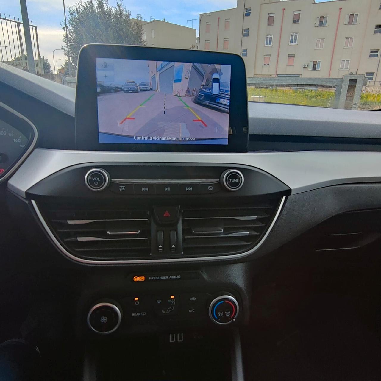 Ford Focus 1.5 EcoBlue 120 CV automatico SW Business Co-Pilot