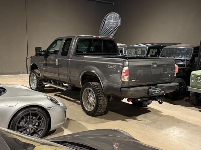 FORD F 250 XLT SUPER DUTY SUPER CAB v8 Diesel