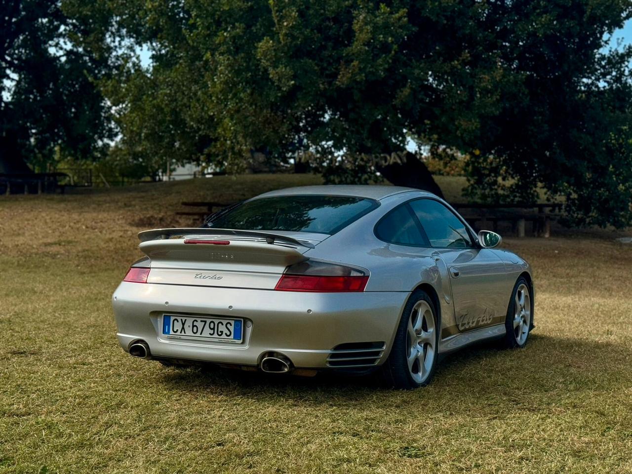 Porsche 911 Turbo cat Coupé