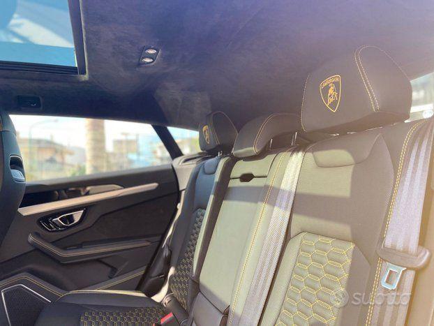 LAMBORGHINI Urus 4.0 V8 650 CV Uff Italy #SuvSport