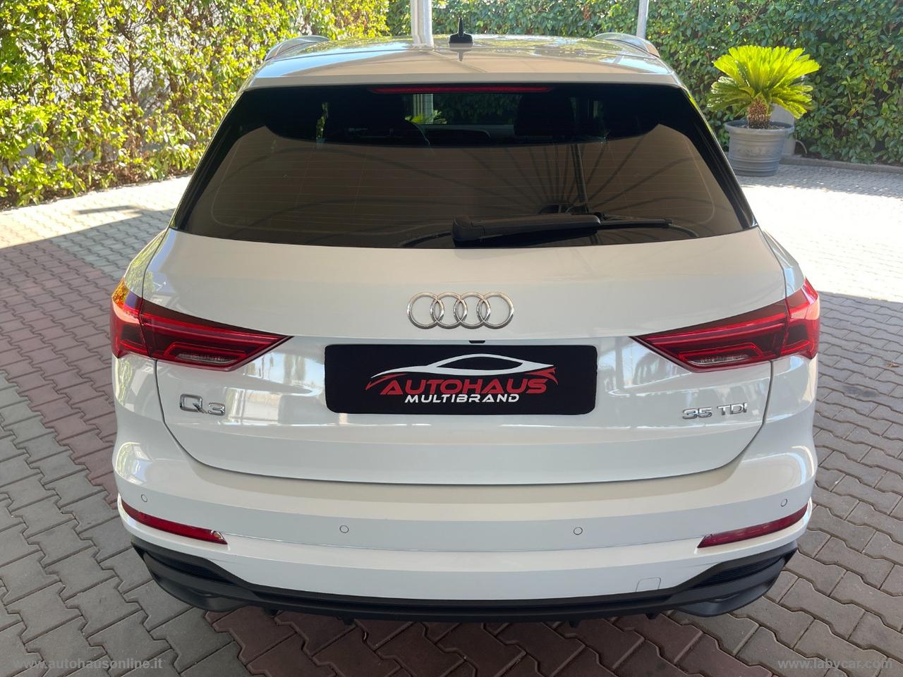 AUDI Q3 35 TDI quattro S tronic S line edit.
