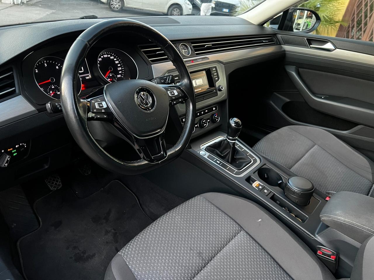 Volkswagen Passat 1.6 TDI 120 CV -BlueMotion-2015