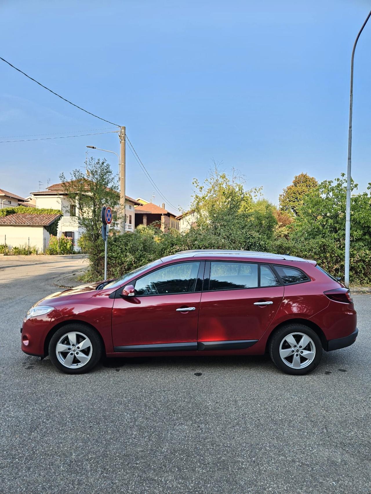 Renault Megane GT LINE station wagon