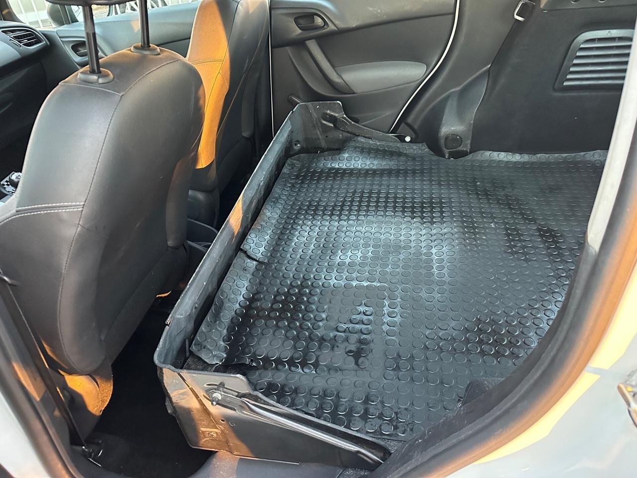 Citroen C3 2014 1.2 GPL 82CV Van Attraction AUTOCA